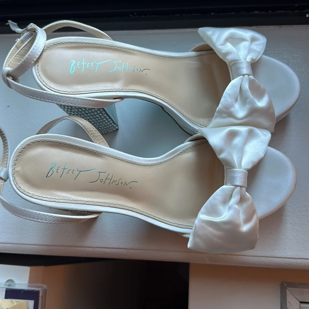 White Betsey Johnson Heels - Picture 1 of 3